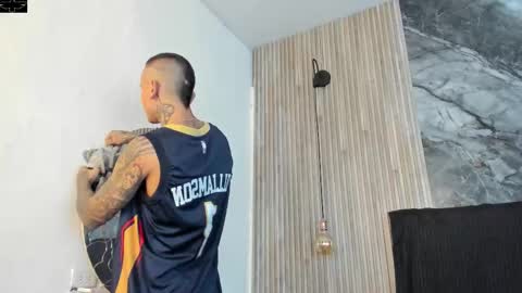 Snapshot of onceagain97_ chatting on 10.26.25 ... online show from 10.26.25