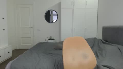 onebestlover online show from 02.18.25