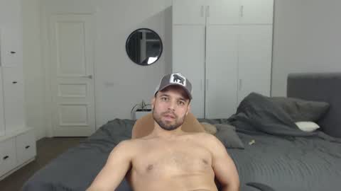 onebestlover online show from 02.26.25