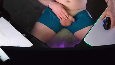 Snapshot of onelargecock0615 chatting on 03.11.25 Unpredictable online show from 03.11.25