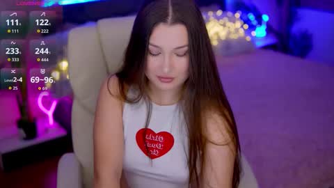 L A Y A online show from 11.26.25