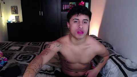 Snapshot of onemore_cum chatting on 02.19.26 YIN MIGUEL online show from 02.19.26