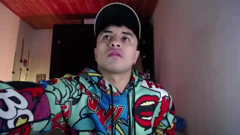 Snapshot of onemore_cum chatting on 03.12.26 YIN MIGUEL online show from 03.12.26