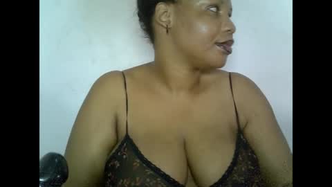 Snapshot of oneofdbestchubbygaloncb chatting on 05.17.26 oneofdbestchubbygaloncb online show from 05.17.26