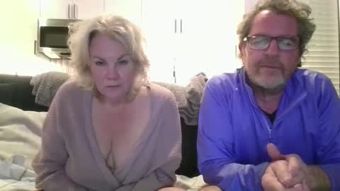 couple mature milf bigboobs curvy mommydaddy online show from 02.15.25