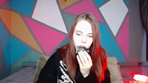 Snapshot of onessandra chatting on 11.07.25 onessandra online show from 11.07.25