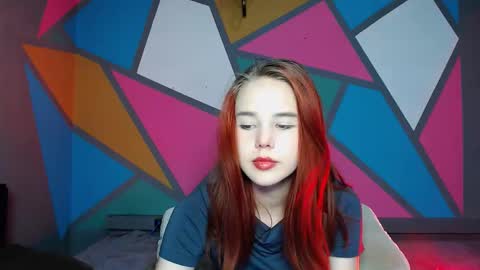 Snapshot of onessandra chatting on 11.12.25 onessandra online show from 11.12.25