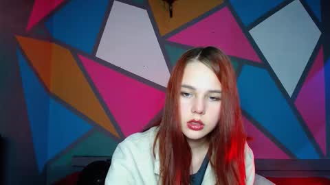 Snapshot of onessandra chatting on 11.17.25 onessandra online show from 11.17.25