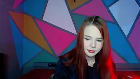 Snapshot of onessandra chatting on 11.18.25 onessandra online show from 11.18.25