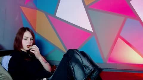 onessandra online show from 03.12.26