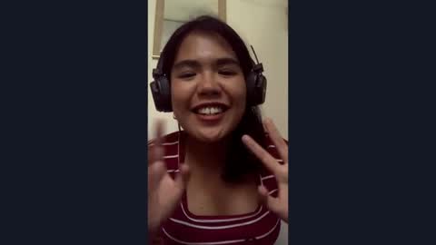 Snapshot of onitawydeven chatting on 04.06.26 Sophia online show from 04.06.26