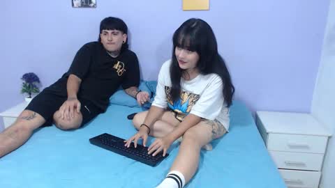 Snapshot of onixandghosty chatting on 11.20.25 onixandghosty online show from 11.20.25