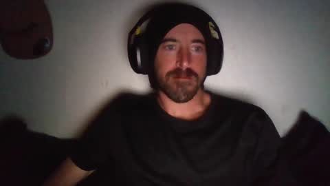 Snapshot of oniyoshiken chatting on 09.17.25 oniyoshiken online show from 09.17.25