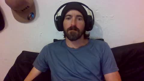 Snapshot of oniyoshiken chatting on 09.30.25 oniyoshiken online show from 09.30.25