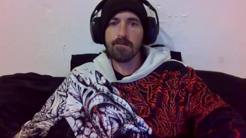 Snapshot of oniyoshiken chatting on 10.11.25 oniyoshiken online show from 10.11.25