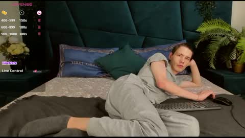 Erick  online show from 02.21.25