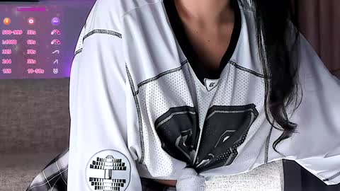 Snapshot of onlycatsss chatting on 12.27.24 Amelia online show from 12.27.24