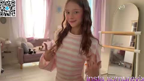 Snapshot of onlykitty_chillhere chatting on 07.17.26 BARBARA online show from 07.17.26