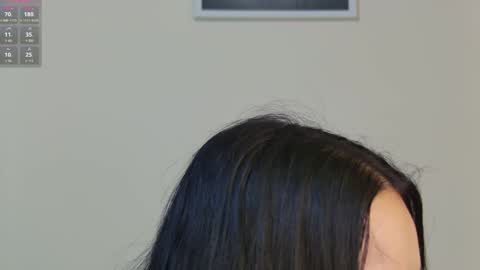 Snapshot of onlyxandra7 chatting on 01.16.25 Xandra online show from 01.16.25