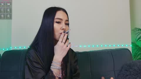 Snapshot of onlyxandra7 chatting on 01.20.25 Xandra online show from 01.20.25