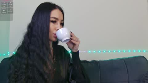 Snapshot of onlyxandra7 chatting on 01.30.25 Xandra online show from 01.30.25