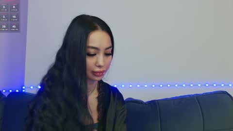 Snapshot of onlyxandra7 chatting on 02.06.25 Xandra online show from 02.06.25