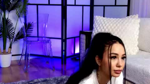 Snapshot of onlyxandra7 chatting on 11.20.25 Xandra online show from 11.20.25