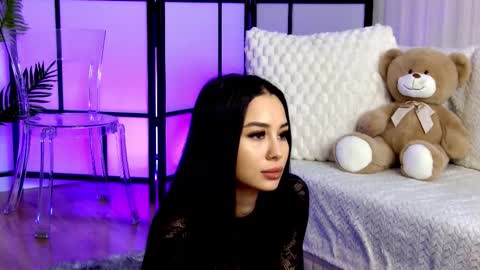 Snapshot of onlyxandra7 chatting on 11.28.25 Xandra online show from 11.28.25