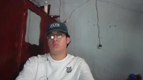 oomaurooo online show from 12.25.24