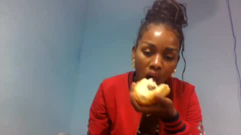 Snapshot of oooorazanasoa chatting on 07.26.26 oooorazanasoa online show from 07.26.26