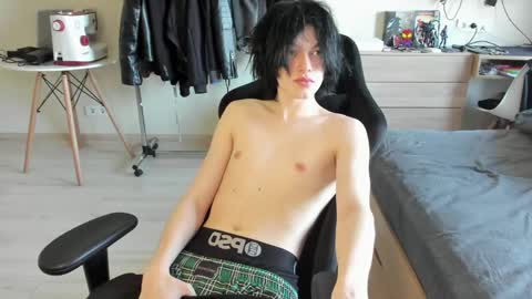 Bella and John online show from 05.08.26