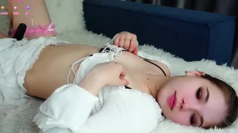 Jenny online show from 03.10.26