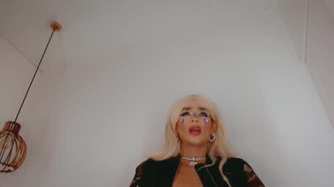 Snapshot of oriana_braom chatting on 02.04.25 Oriana braom online show from 02.04.25