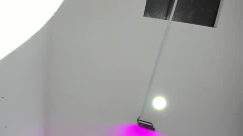 Miss Guzman  online show from 03.08.25