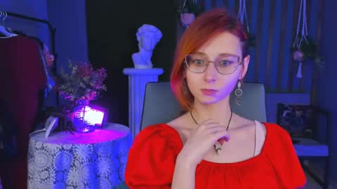 Snapshot of orianna_blade chatting on 12.11.24 Orianna -  Hi Im into geek culture cosplay crafting LARP games. Shall we play DnD online show from 12.11.24