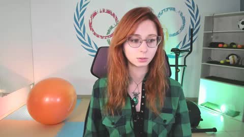 Snapshot of orianna_blade chatting on 12.12.24 Orianna -  Hi Im into geek culture cosplay crafting LARP games. Shall we play DnD online show from 12.12.24