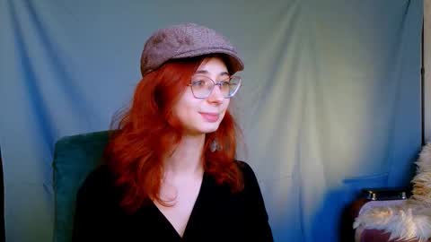 Snapshot of orianna_blade chatting on 09.17.25 Orianna -  Hi Im into geek culture cosplay crafting LARP games. Shall we play DnD online show from 09.17.25