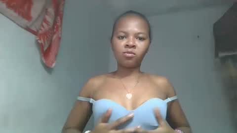 ornellahhh online show from 10.22.25