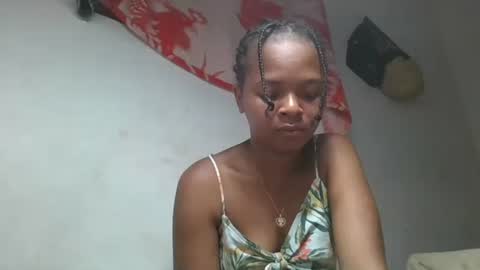 ornellahhh online show from 11.12.25