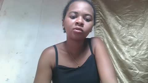 ornellahhh online show from 12.04.25