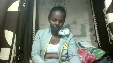 Snapshot of ornettee chatting on 10.07.25 ornettee online show from 10.07.25