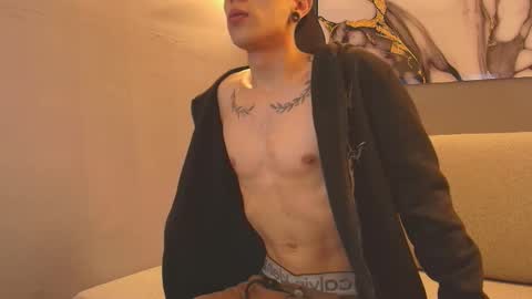 orus_241 online show from 10.07.25