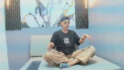 orus_241 online show from 10.21.25