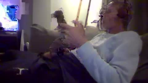 Snapshot of orwel09 chatting on 12.17.24 orwel09 online show from 12.17.24