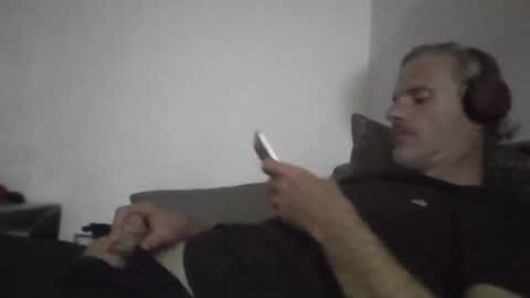 Snapshot of orwel09 chatting on 11.21.25 orwel09 online show from 11.21.25