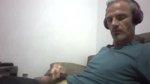 Snapshot of orwel09 chatting on 12.03.25 orwel09 online show from 12.03.25