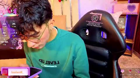 Snapshot of osamu_tay chatting on 06.10.26 osamu_tay online show from 06.10.26