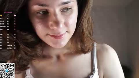 Snapshot of oscarheberle chatting on 06.26.26 Jess online show from 06.26.26