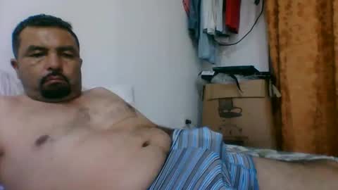 Snapshot of oscarjhe3512 chatting on 02.02.26 oscarjhe3512 online show from 02.02.26