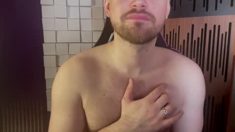 Snapshot of oscarsavage chatting on 02.22.25 Oscar Steel Savage online show from 02.22.25